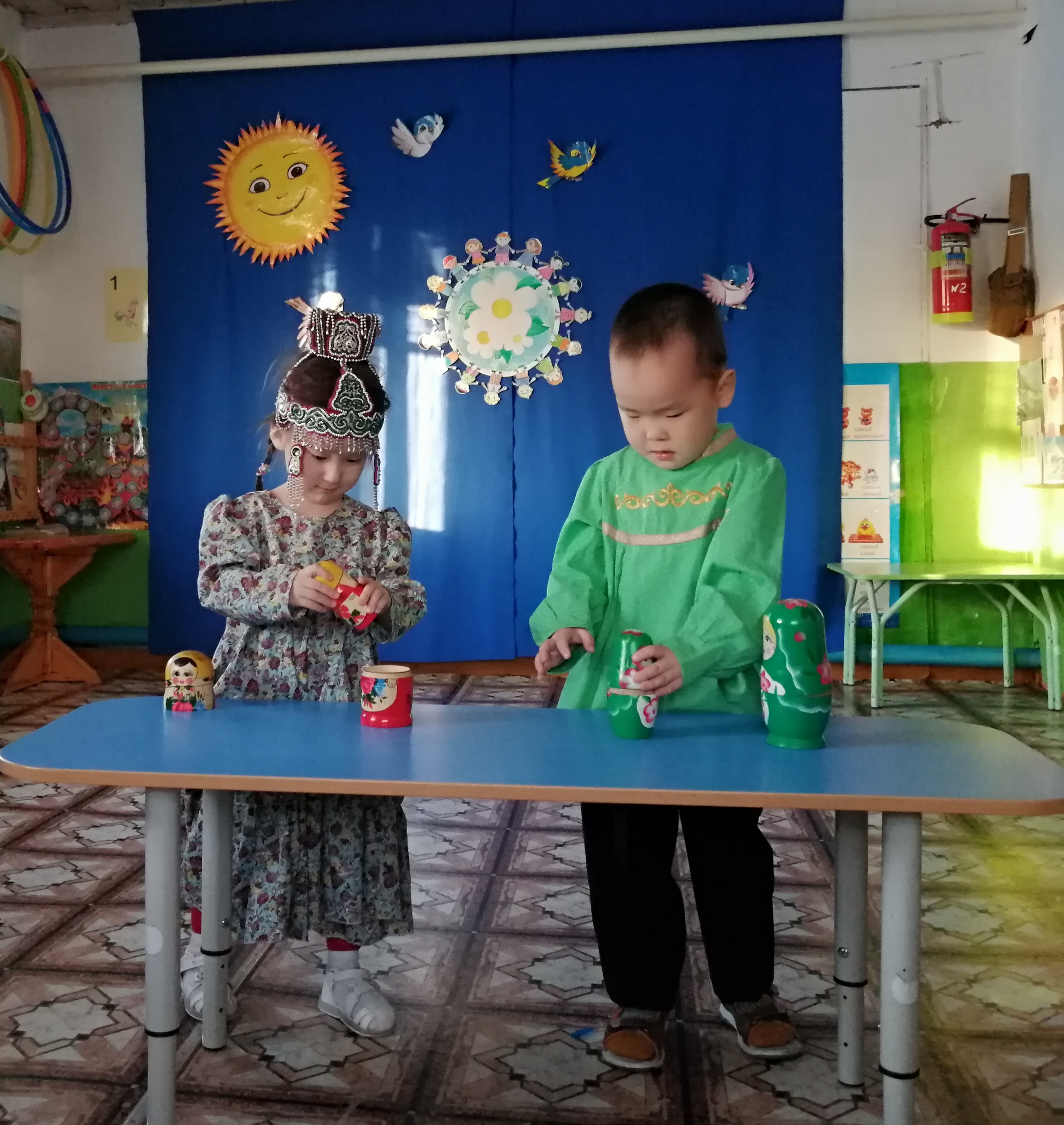 "Матрешканы хомуйуу"