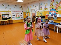 Танец с оладушками